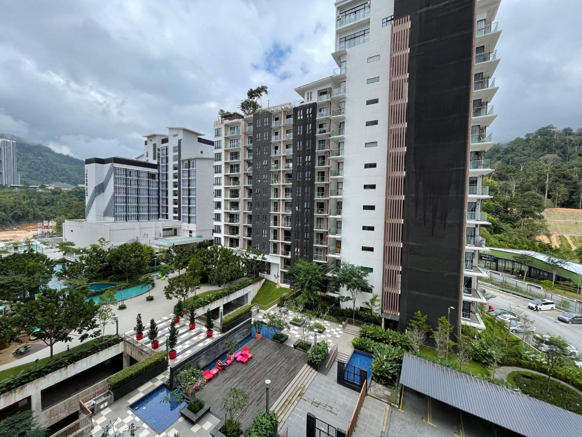 Midhill Genting 513 By Aurorahomes *